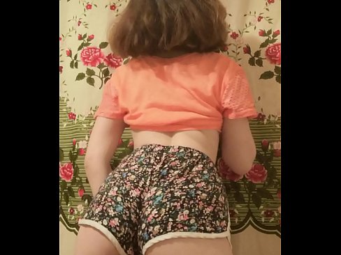 ❤️ 性感的年輕寶貝在相機上脫掉她的短褲 ❤ 肛色情 在 zh-tw.sexvideosex.top ❤