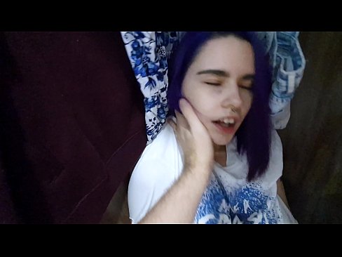 ❤️ 在壁櫥裡找到我姐姐並幫她射精 ❤ 肛色情 在 zh-tw.sexvideosex.top ❤
